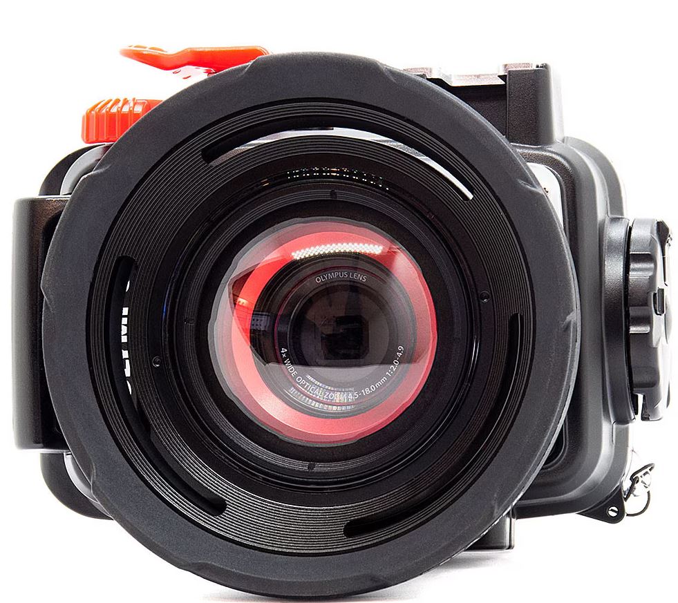 81-degree lens underwater camera housing